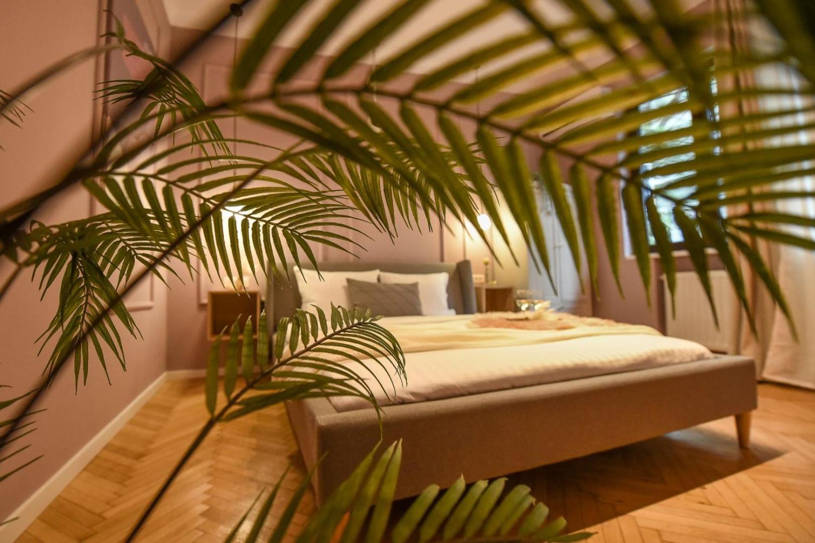 Modern Stay - Central Studios With Wall Projector Near Radisson Bukarest Zimmer foto